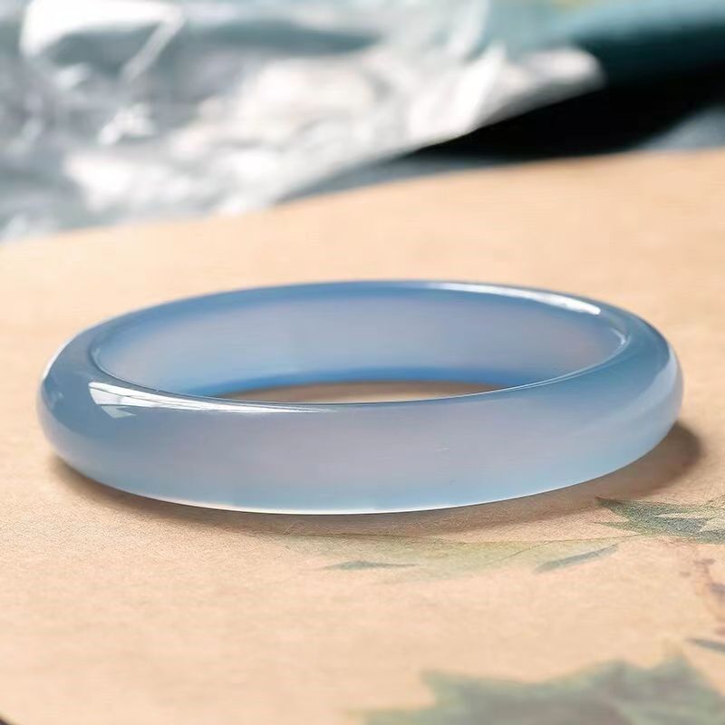 Jade Chalcedony Sea Blue Treasure Narrow Bracelet